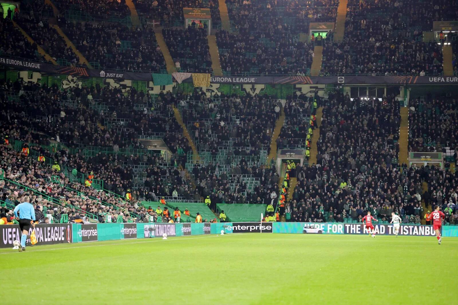 “Weird Atmosphere” – Celtic Protests Acknowledged by Celta Vigo Boss