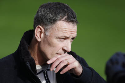 Chris Sutton calls out Martin O’Neill over Kasper Hogh call after Celtic’s draw vs Dundee United