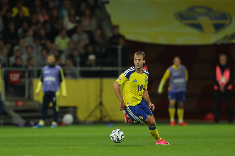 Celtic expecting offers for Benjamin Nygren amid Manchester United, Tottenham links