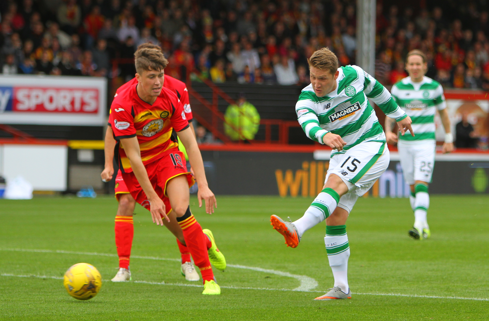 Kris Commons says Hibs return is possible following Celtic exit but wants to avoid ‘looking like an idiot’