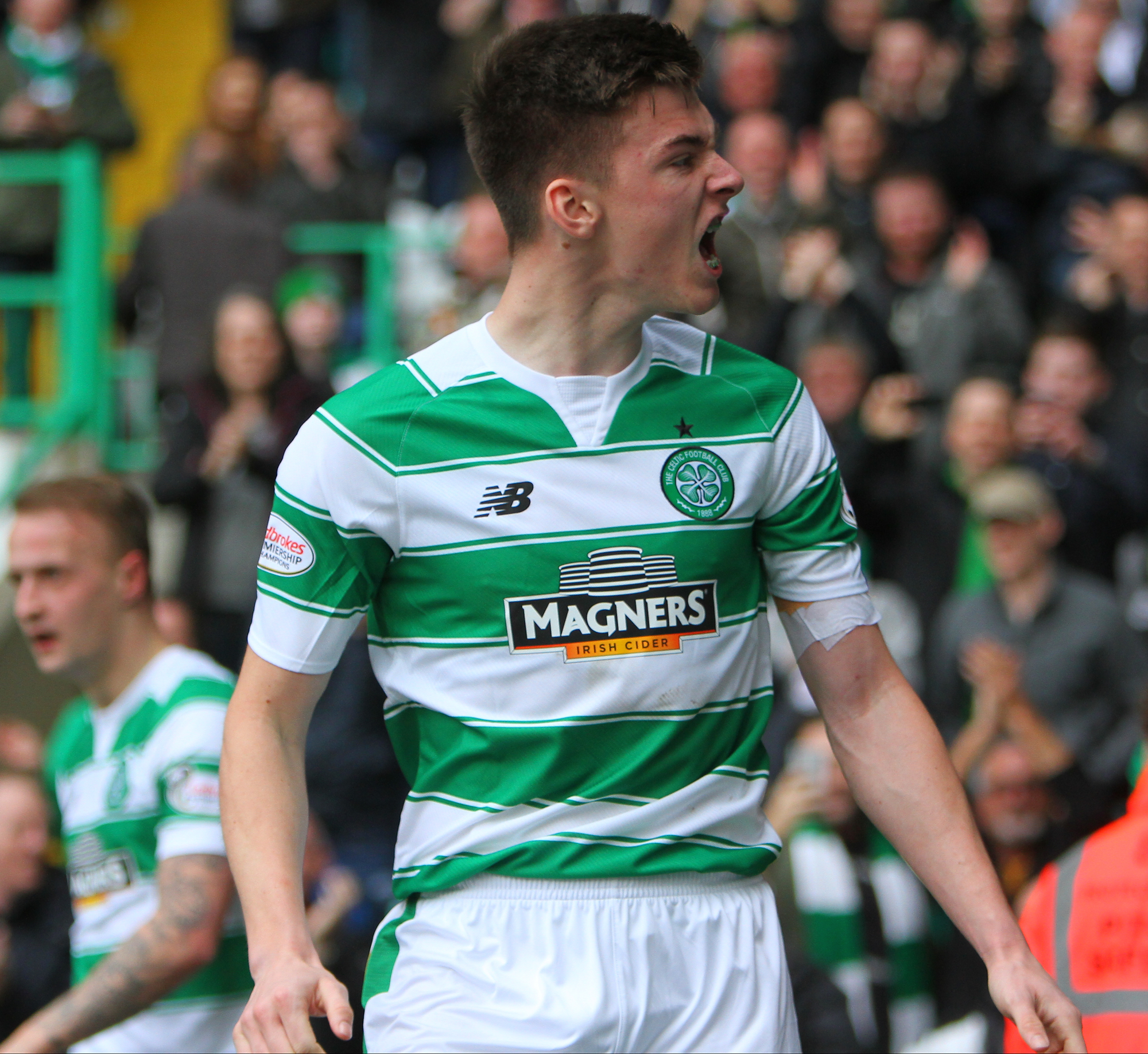 Man Utd consider move for Celtic left-back Tierney