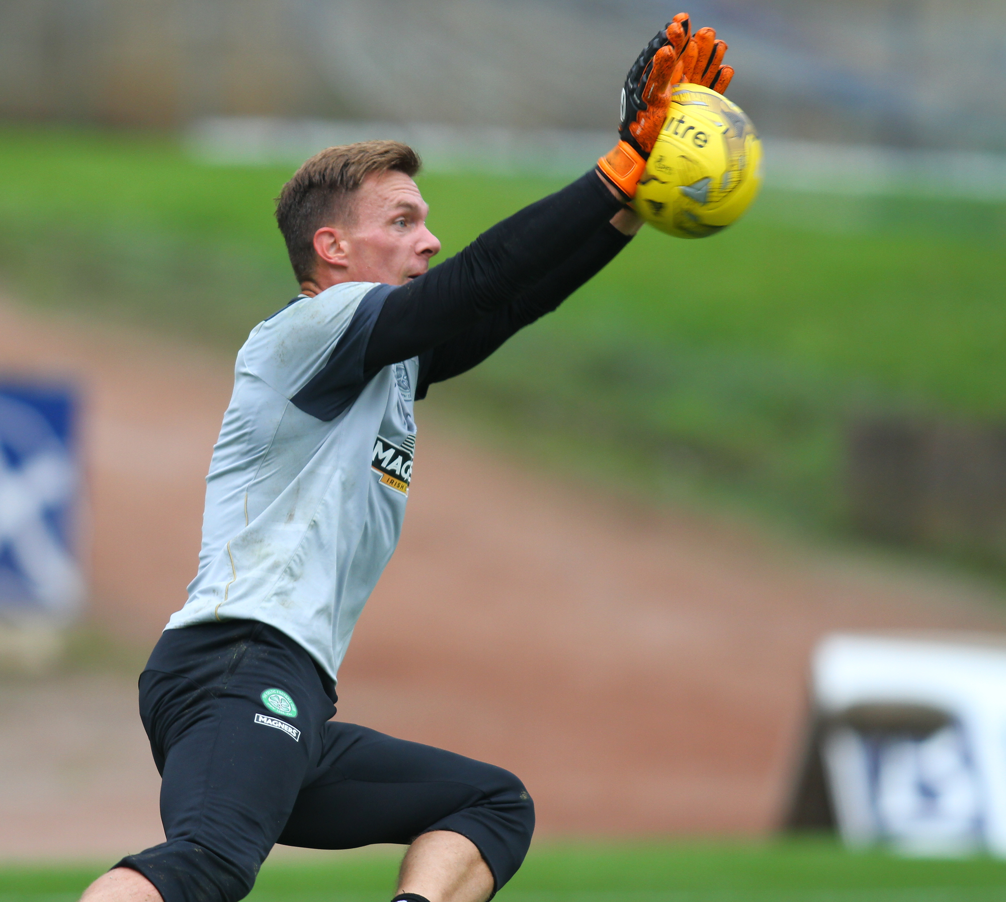 Davie Hay: Dorus de Vries has the gloves at Celtic &ndash; but Craig Gordon the better goalkeeper