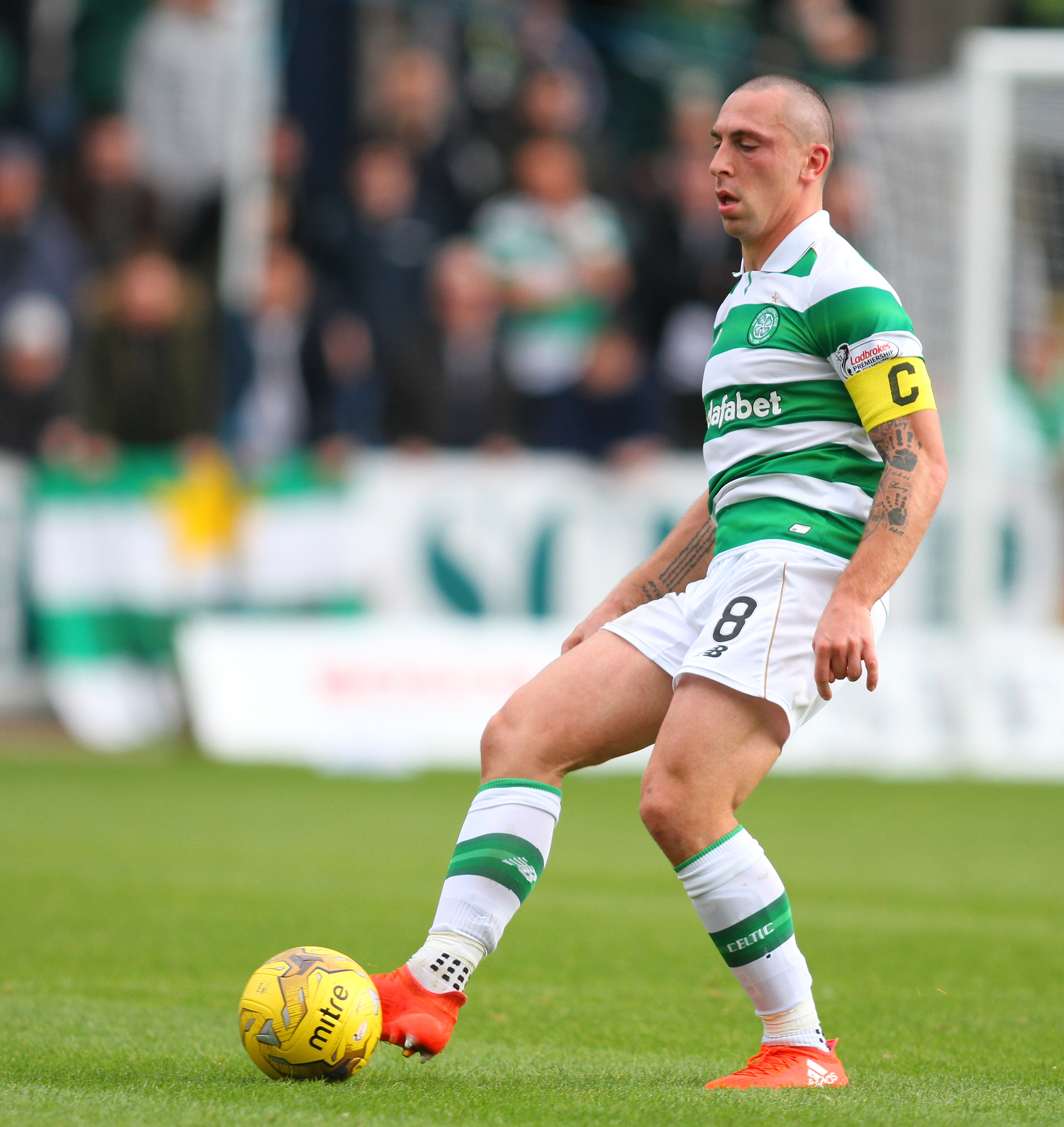 ‘Paul Scholes would have lost battle with Celtic’s Scott Brown &ndash; he couldn’t tackle a fish supper’