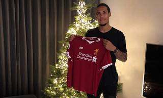 Van Dijk can become one of the great centre-halves: Gordon Van Dijk can become one of the great centre-halves: Gordon