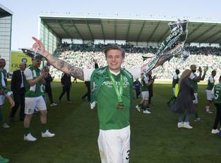 Former Celtic star Kris Commons tips ‘not the brightest’ Jason Cummings to handle life at Rangers Former Celtic star Kris Commons tips ‘not the brightest’ Jason Cummings to handle life at Rangers