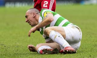 Kieran Tierney: Scott Brown could have been seriously injured – I’m honoured to play with the Celtic skipper Kieran Tierney: Scott Brown could have been seriously injured – I’m honoured to play with the Celtic skipper