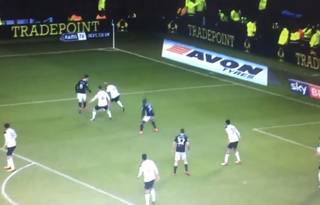 Video: Stefan Johansen Produces Superb Backheel Assist For Fulham Goal Video: Stefan Johansen Produces Superb Backheel Assist For Fulham Goal