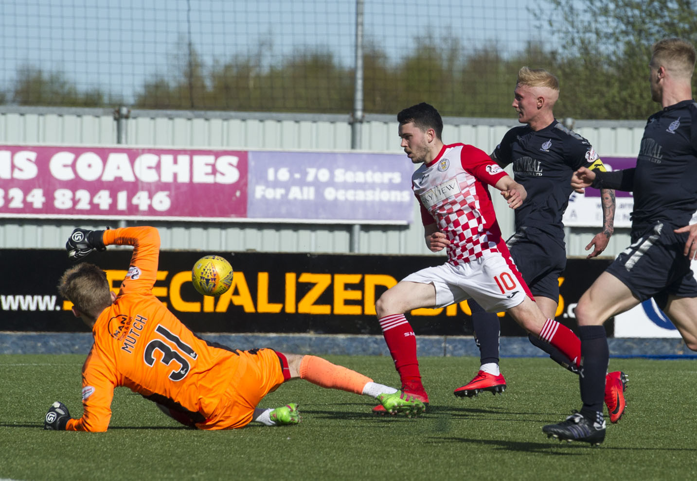 Kris Commons: Celtic have a ready-made replacement for Tom Rogic if the Wizard of Oz leaves &ndash; Lewis Morgan