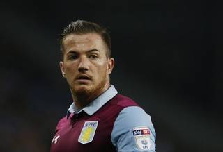 Celtic would show Gerrard who is boss with stunning swoop for £40,000-a-wk ex-Ibrox forward Celtic would show Gerrard who is boss with stunning swoop for £40,000-a-wk ex-Ibrox forward