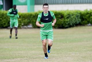 Neil Lennon says Celtic bids are ‘unsettling’ for Hibs star John McGinn Neil Lennon says Celtic bids are ‘unsettling’ for Hibs star John McGinn