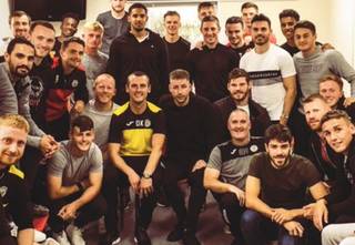 Oran Kearney Drafts in Magician to Entertain New St Mirren Squad Ahead of Celtic Game Oran Kearney Drafts in Magician to Entertain New St Mirren Squad Ahead of Celtic Game